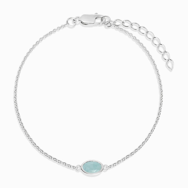 Pulsera de plata con piedra azul Aguamarina. Pulsera con piedra natal de marzo Aguamarina.