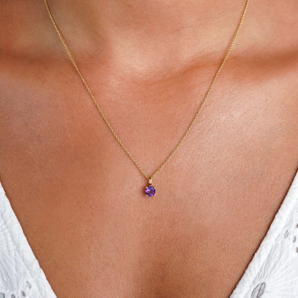 Joya con cristal violeta Amatista. Collar con piedra natal de febrero, Amatista morada.